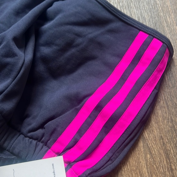 Sweat Shorts in Navy with Magenta Stripes - Picture 4 of 4